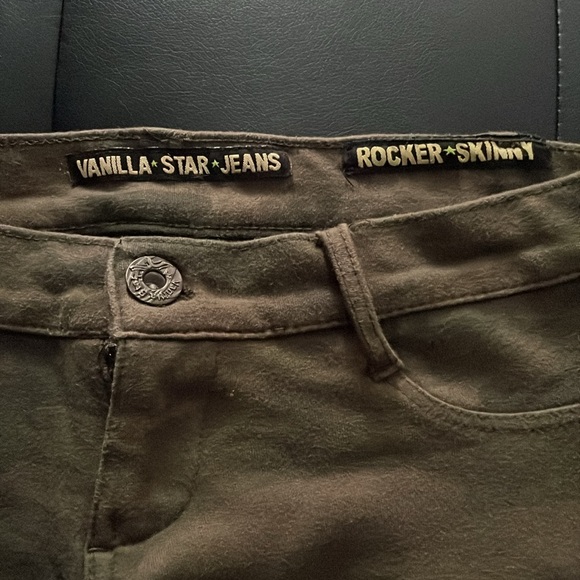 M/7 - Picture 3 of 4